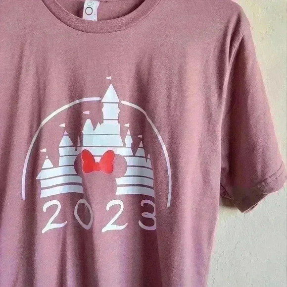 Minnie’s Castle Shirt 2023 in Heather mauve size small - Picture 4 of 8